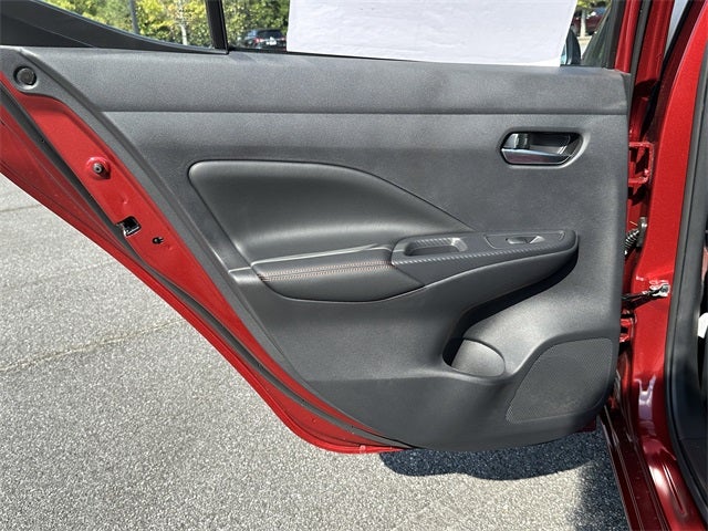 2025 Nissan Versa 1.6 SR