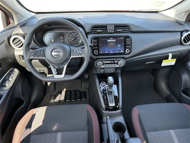 2025 Nissan Versa 1.6 SR