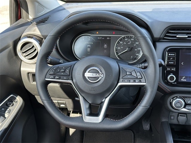 2025 Nissan Versa 1.6 SR