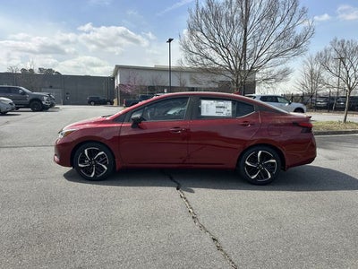 2025 Nissan Versa 1.6 SR