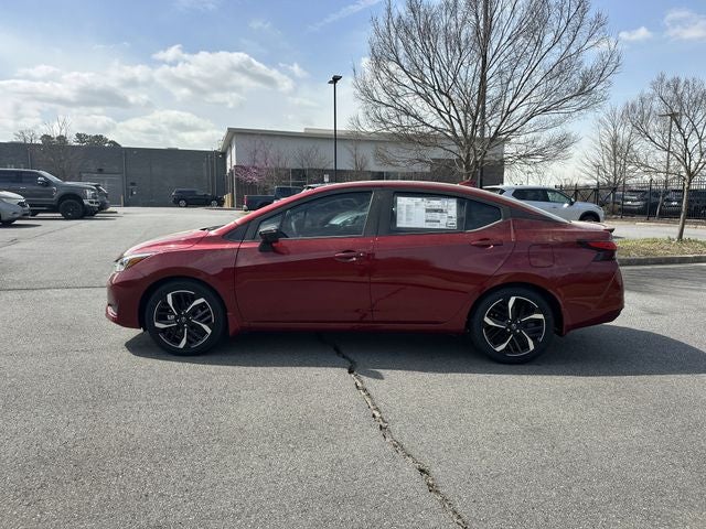 2025 Nissan Versa 1.6 SR