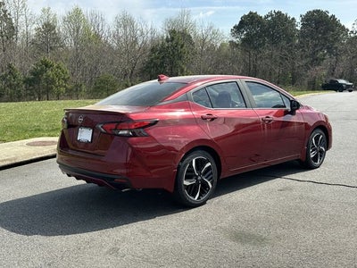 2025 Nissan Versa 1.6 SR