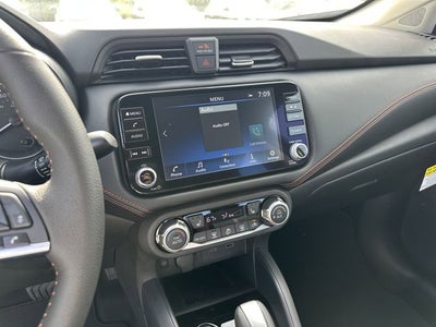 2025 Nissan Versa 1.6 SR