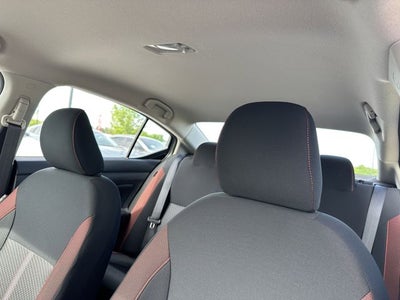 2025 Nissan Versa 1.6 SR