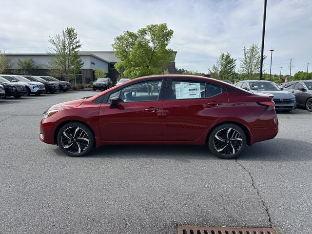 2025 Nissan Versa 1.6 SR