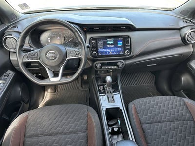 2021 Nissan Kicks SR