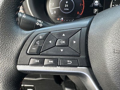 2021 Nissan Kicks SR