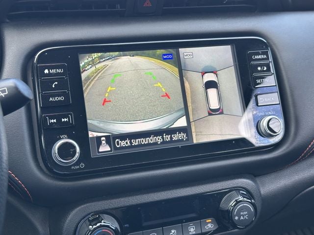 2021 Nissan Kicks SR