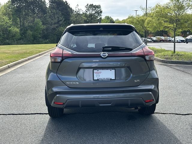 2021 Nissan Kicks SR