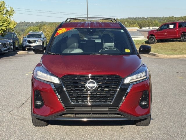 2022 Nissan Kicks SR