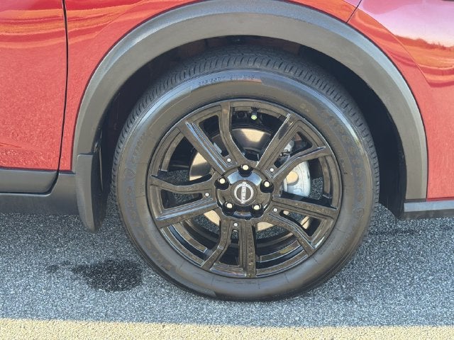 2022 Nissan Kicks SR