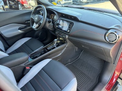 2022 Nissan Kicks SR