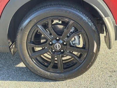 2022 Nissan Kicks SR