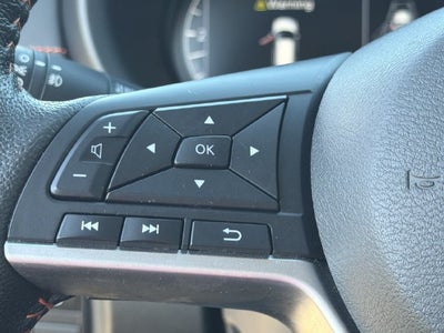 2022 Nissan Kicks SR