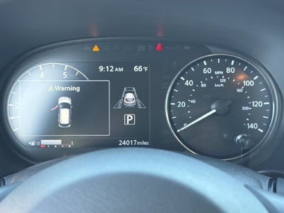 2022 Nissan Kicks SR