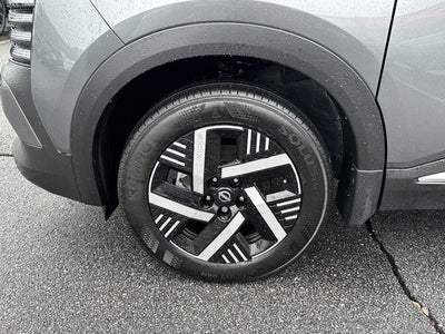 2025 Nissan Kicks SV