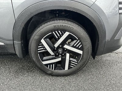 2025 Nissan Kicks SV