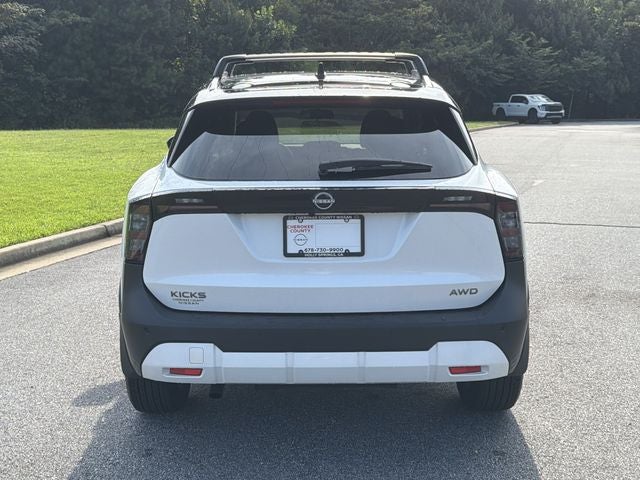 2026 Nissan Kicks SV