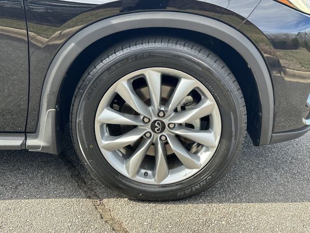 2021 INFINITI QX50 LUXE