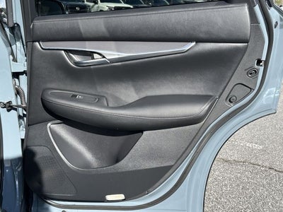 2023 INFINITI QX50 LUXE