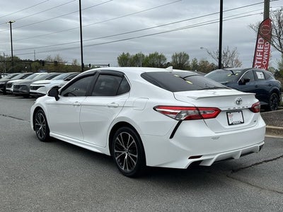 2020 Toyota Camry SE
