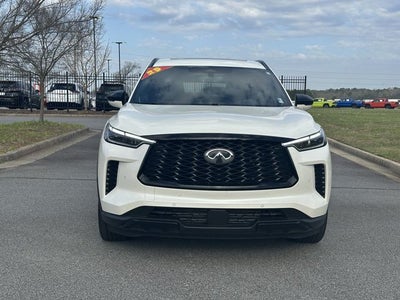 2025 INFINITI QX60 LUXE