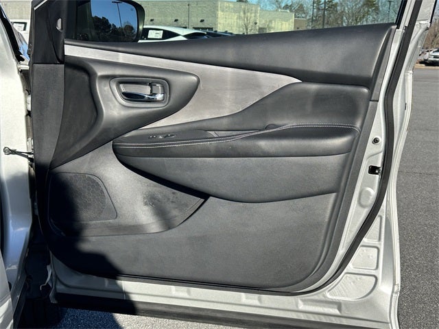 2022 Nissan Murano SV