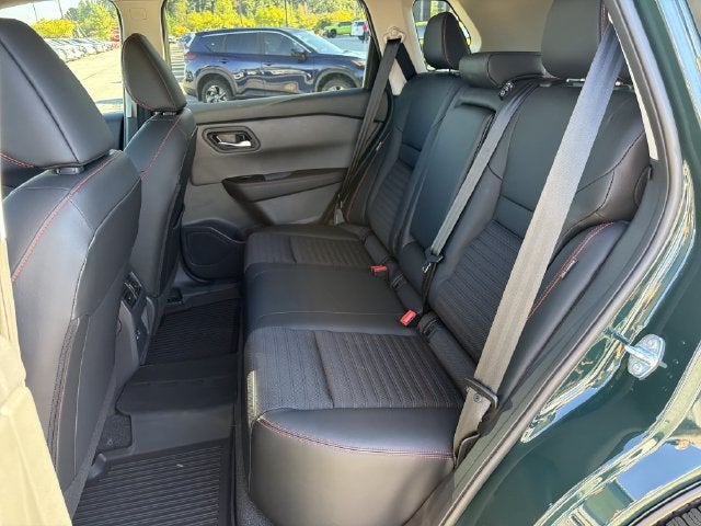2027 Nissan Rogue SV