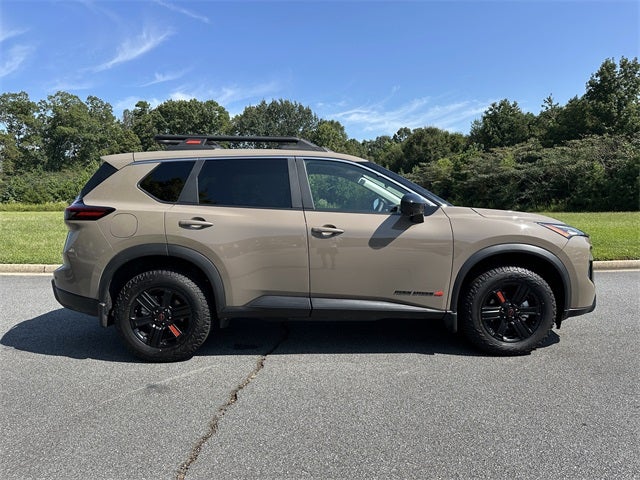 2025 Nissan Rogue Rock Creek