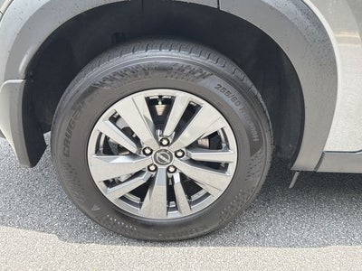 2024 Nissan Pathfinder S