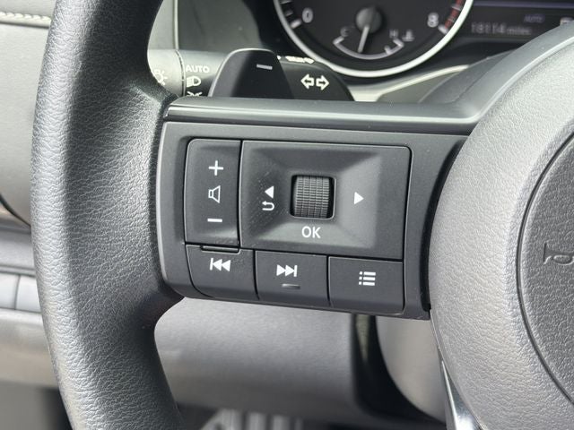 2024 Nissan Pathfinder S