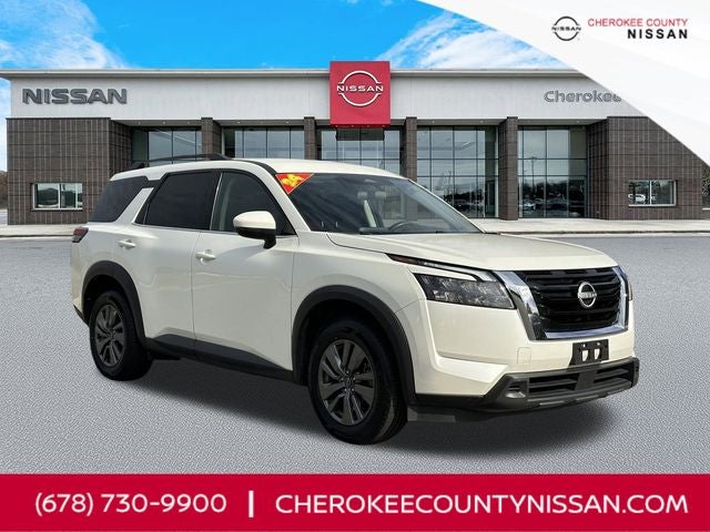 2024 Nissan Pathfinder SV