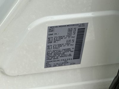 2024 Nissan Pathfinder SV