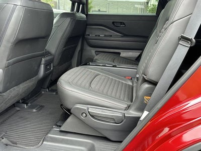 2024 Nissan Pathfinder Rock Creek