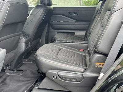 2025 Nissan Pathfinder Rock Creek