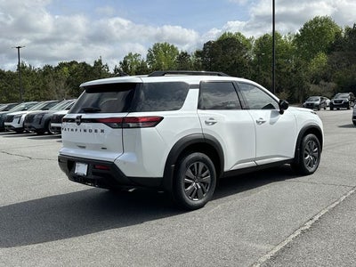 2026 Nissan Pathfinder SV