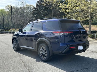 2026 Nissan Pathfinder SV