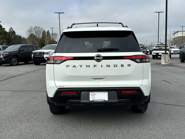 2026 Nissan Pathfinder SV
