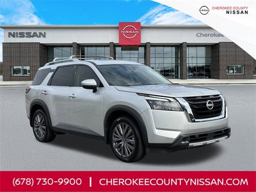 2025 Nissan Pathfinder SL