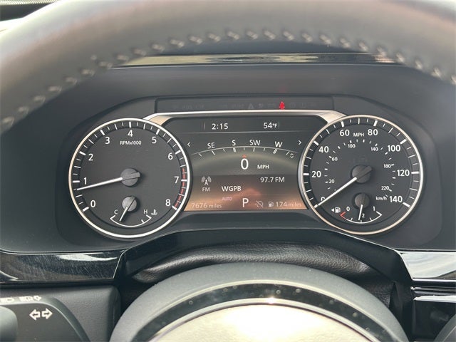 2025 Nissan Pathfinder SL