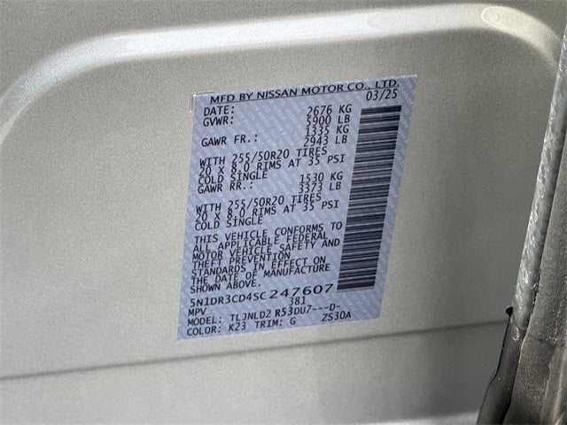 2025 Nissan Pathfinder SL