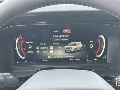 2026 Nissan Pathfinder SL