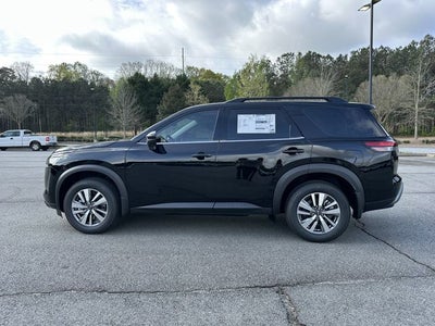 2026 Nissan Pathfinder SL