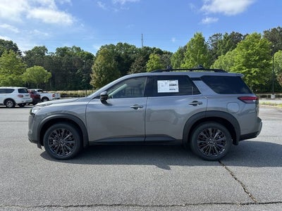 2026 Nissan Pathfinder SL