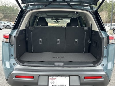 2026 Nissan Pathfinder SL