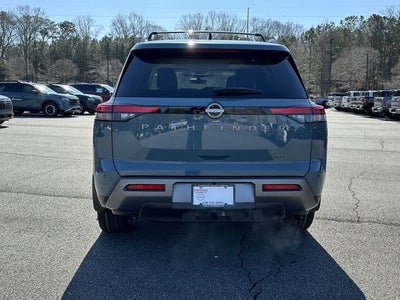 2026 Nissan Pathfinder SL