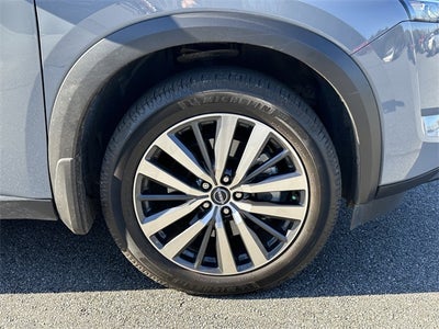 2022 Nissan Pathfinder Platinum