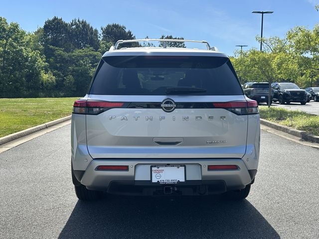 2025 Nissan Pathfinder Platinum