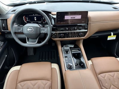 2026 Nissan Pathfinder Platinum