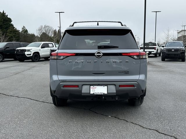 2026 Nissan Pathfinder Platinum